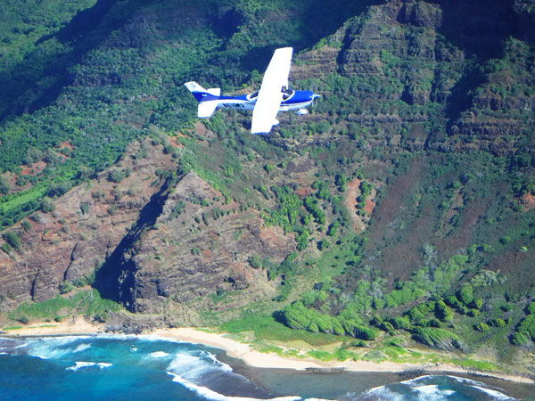 Air Ventures Hawaii - Private Kauai Air Tour 
